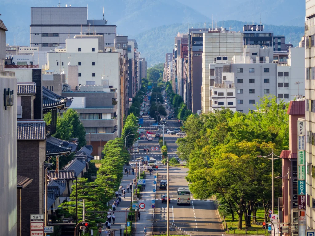 京都のビル・街並み